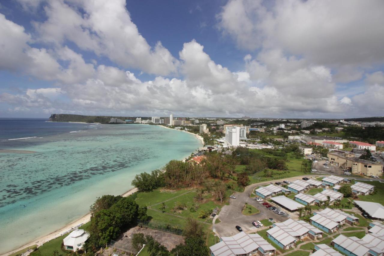 Pacific Star Resort & Spa Tamuning Esterno foto