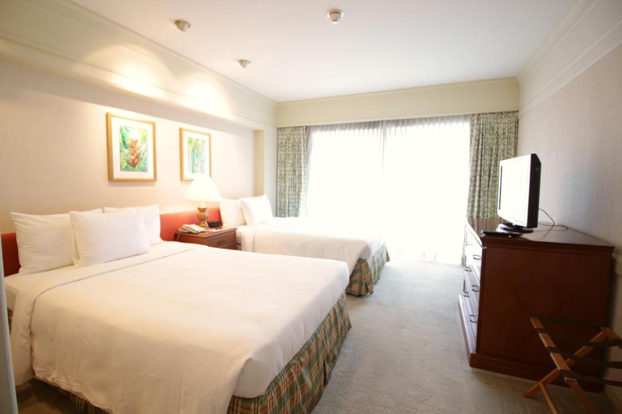 Pacific Star Resort & Spa Tamuning Esterno foto